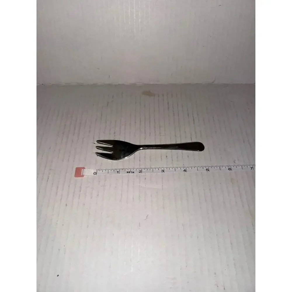 Vintage - SET OF 4 - Sheffield England - Silver Plate - Dessert/Appetizer Forks